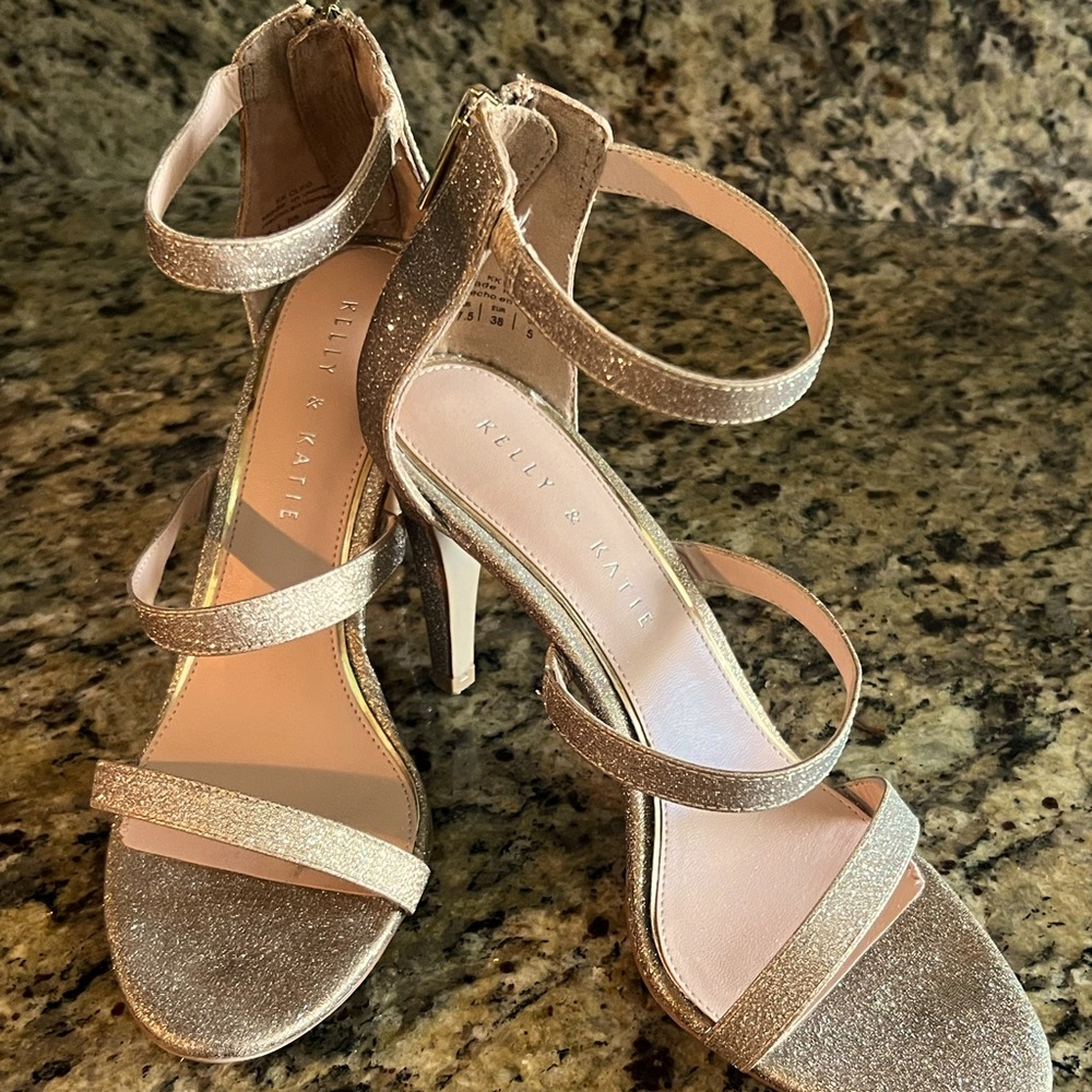 Kelly & Katie Gold metallic sparkly strapped heels.